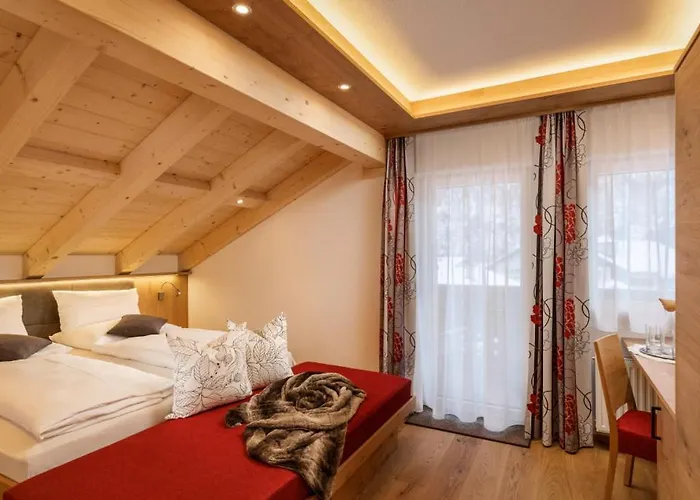 Dorfstube 3* Holzgau