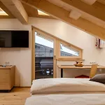 Dorfstube Hotell 3*