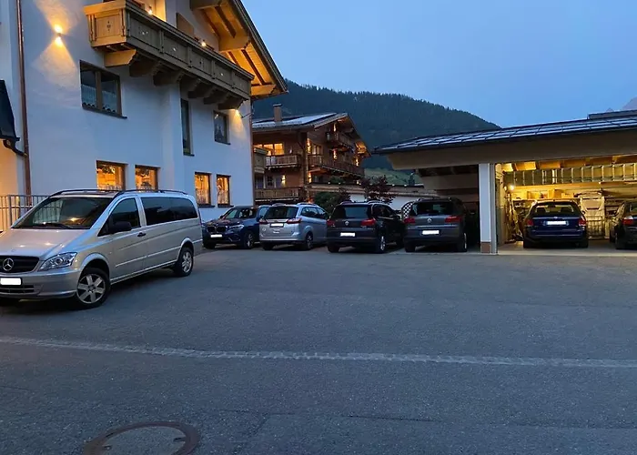 Ξενοδοχείο Dorfstube Holzgau