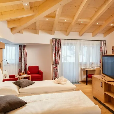 Dorfstube Hotell Holzgau